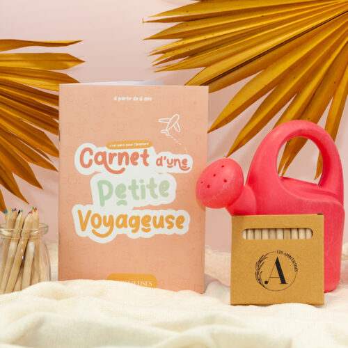 Carnet activité voyage enfant - fille rose