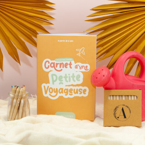 Carnet voyages à remplir - fille orange