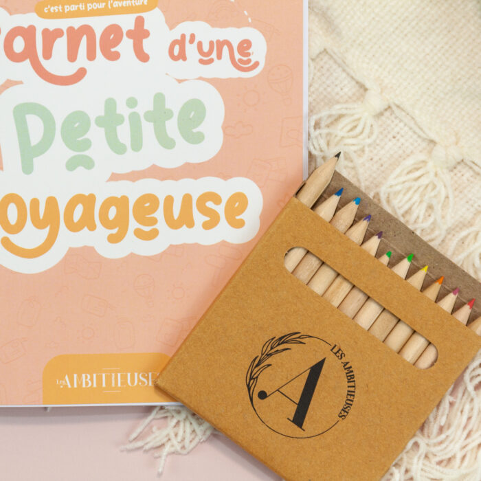 Crayons de couleurs offert avec le cahier de vacances